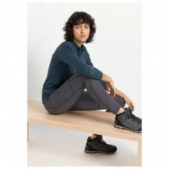 Hessnatur - Women's Funktionsshirt aus Bio-Merinowolle & Seide - Sous-vêtement mérinos -Sous-vêtements mérinos Soldes hessnatur womens funktionsshirt aus bio merinowolle seide sous vetement merinos detail 3