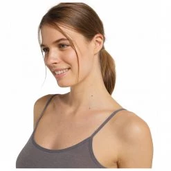 Stoic - Women's Merino150 HeladagenSt. Top - Sous-vêtement mérinos 13 Stoic - Women's Merino150 HeladagenSt. Top - Sous-vêtement mérinos -Sous-vêtements mérinos Soldes stoic womens merino150 heladagenst top sous vetement merinos detail 6